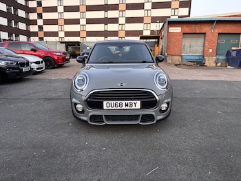 Used MINI Hatch 2018 for sale - 79157696: Photo