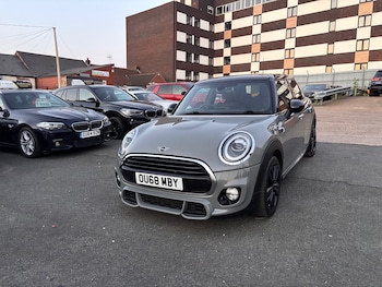Used MINI Hatch 2018 for sale - 79157696: Photo