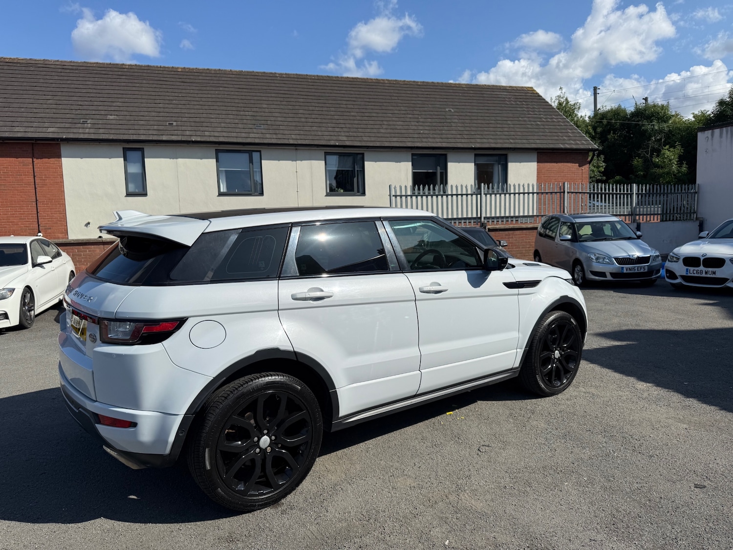 Used Land Rover Range Rover Evoque 2016 for sale - 76713403: Photo 6