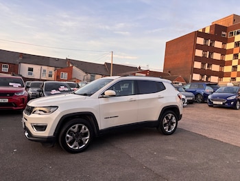 Used Jeep Compass 2019 for sale - 79368813: Photo
