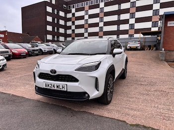 Used Toyota Yaris Cross 2024 for sale - 79137554: Photo