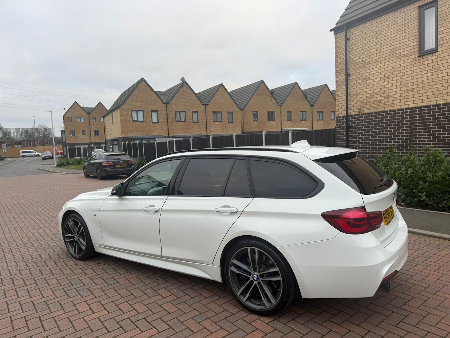 Used BMW 3 Series 2019 for sale - 76316348: Photo 14