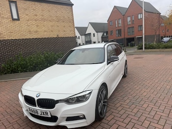 2019 (68) - 318d M Sport Shadow Edition 5dr