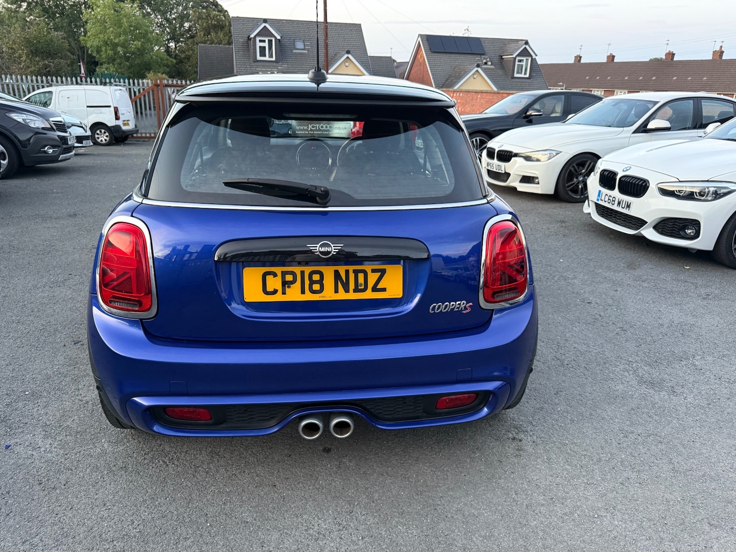 Vehicle 29