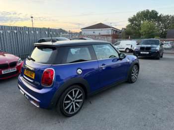 Used MINI Hatch 2018 for sale - 75267018: Photo
