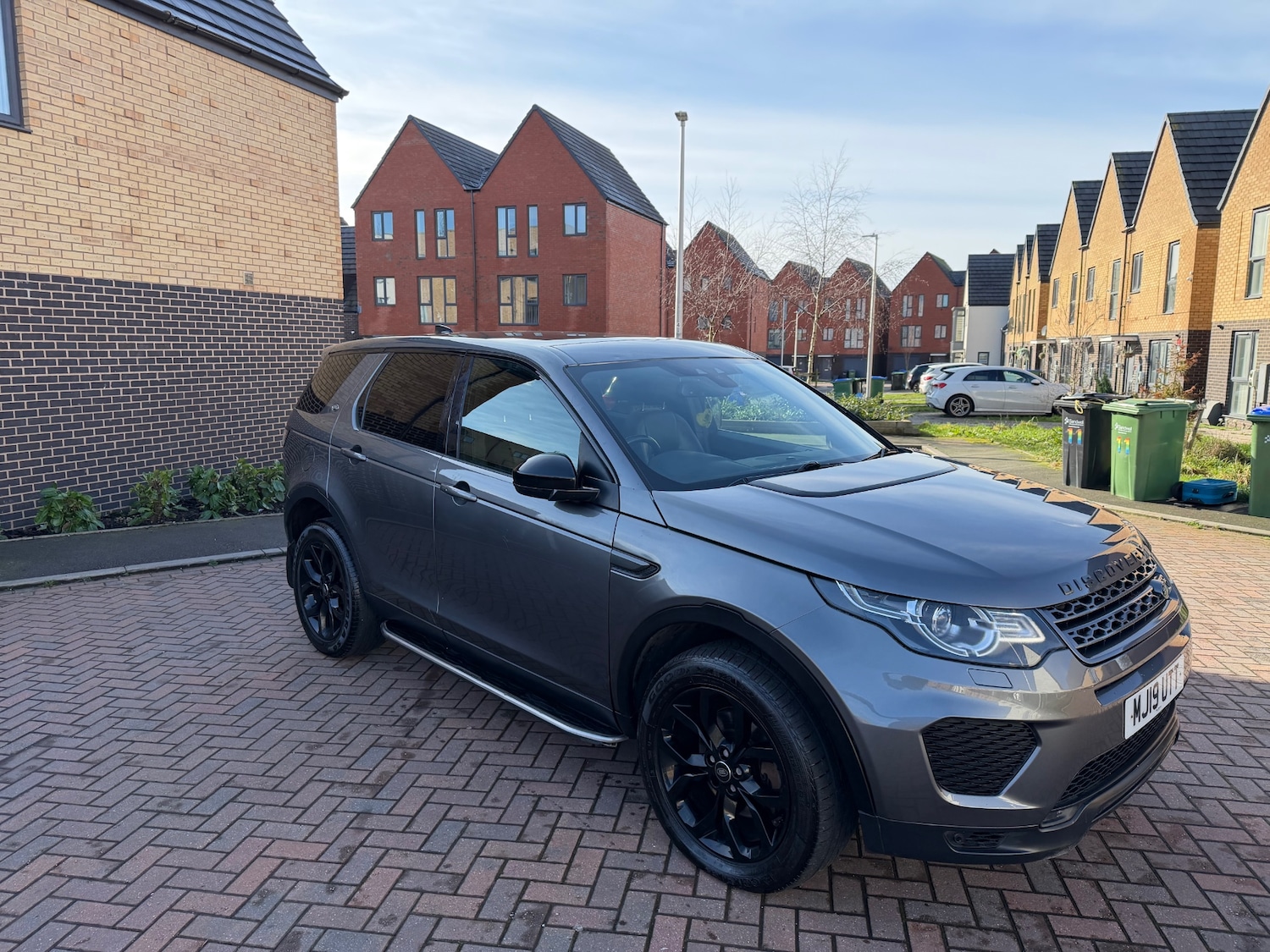 Used Land Rover Discovery Sport 2019 for sale - 77558291: Photo 2