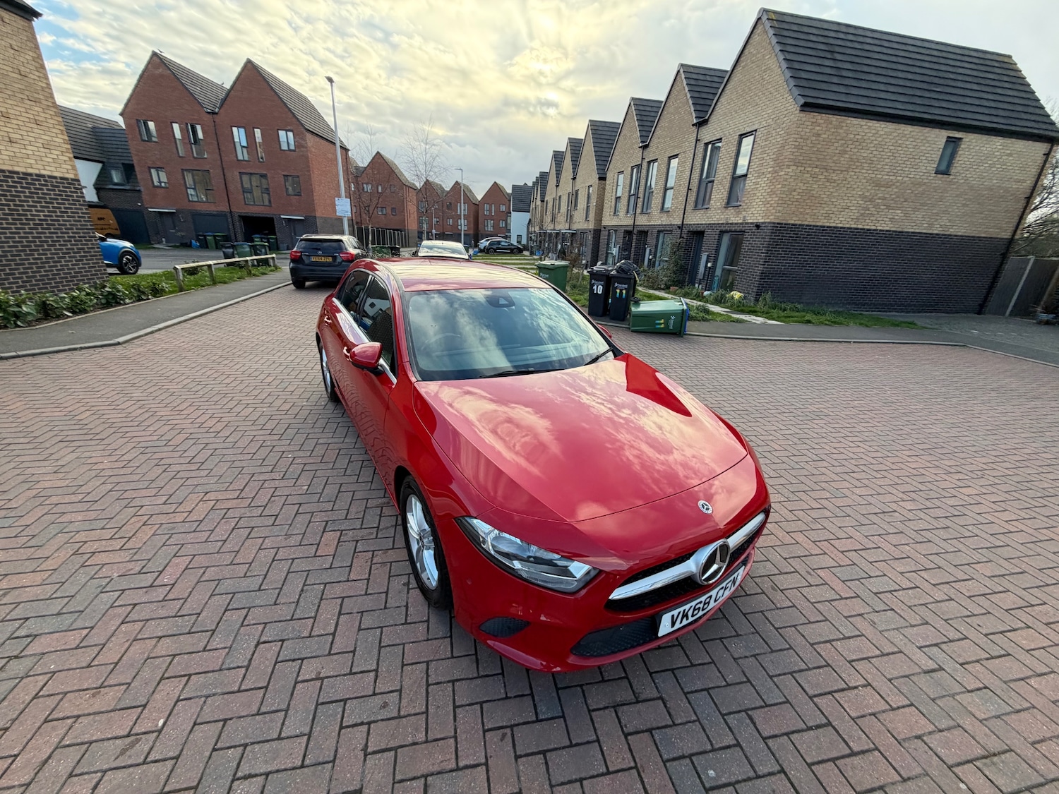 Used Mercedes-Benz A-Class 2018 for sale - 77896338: Photo 2