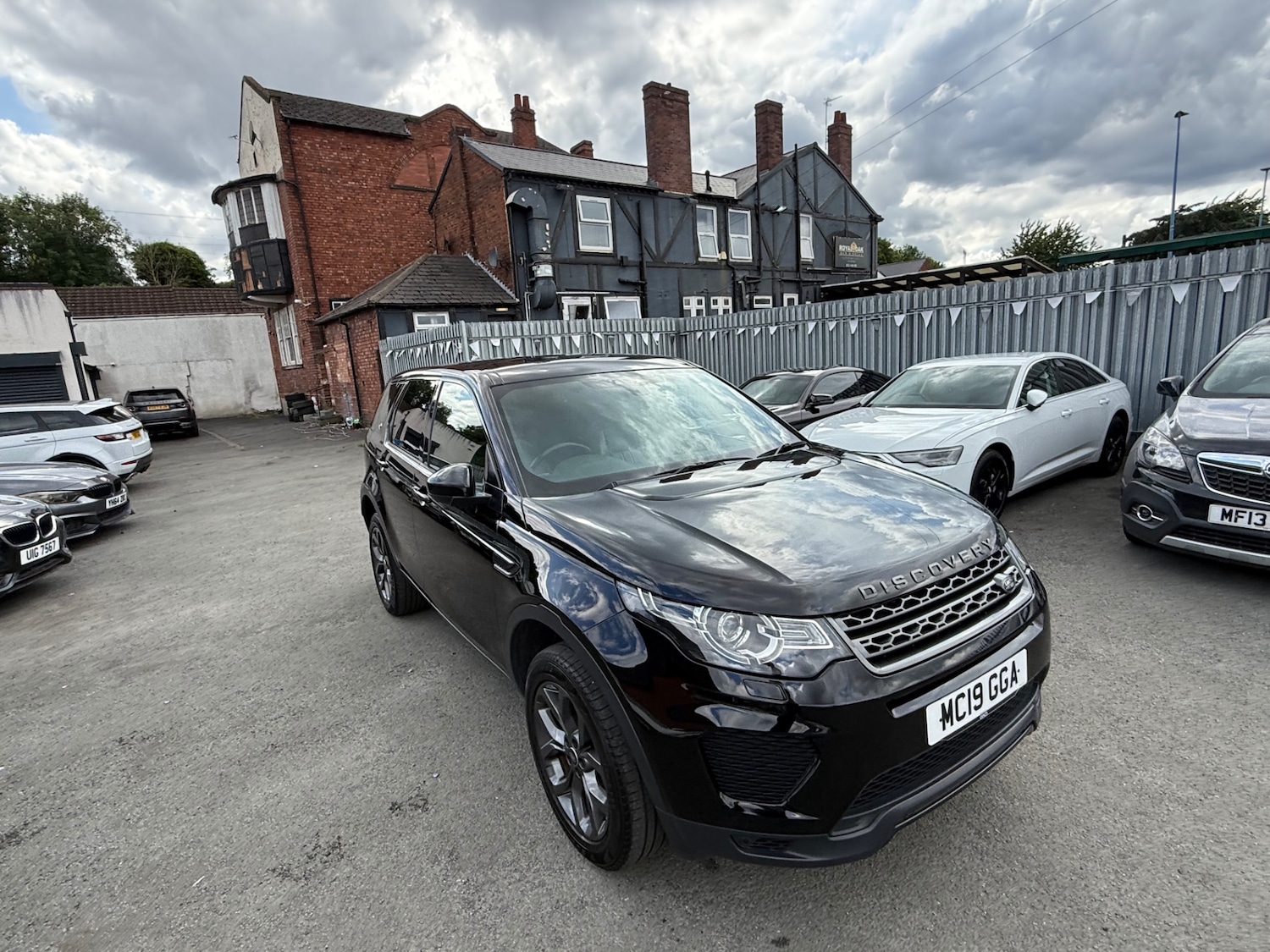Used Land Rover Discovery Sport 2019 for sale - 76316327: Photo 18