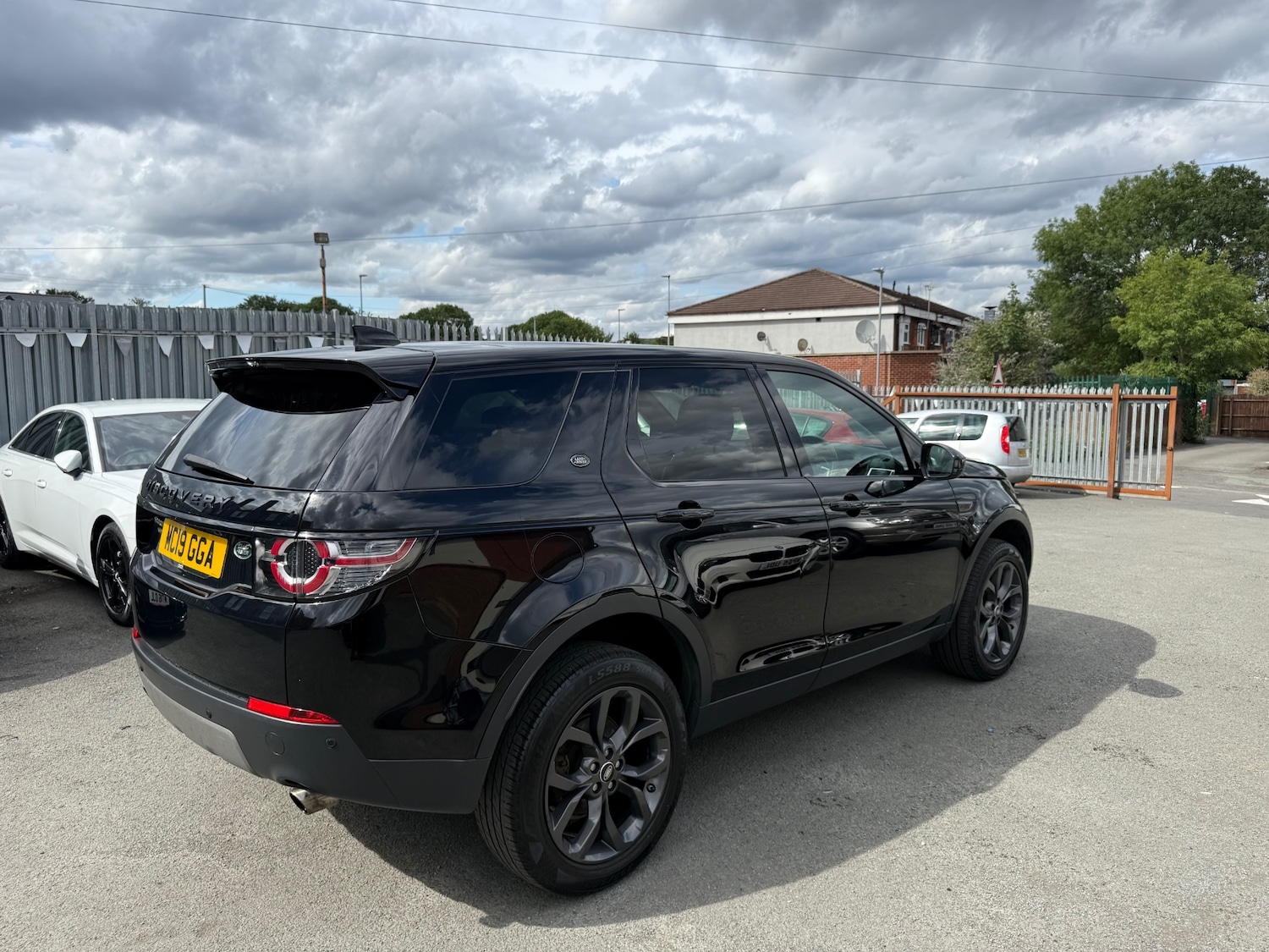 Used Land Rover Discovery Sport 2019 for sale - 76316327: Photo 32