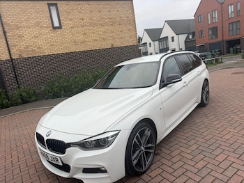 Used BMW 3 Series 2019 for sale - 75660820: Photo