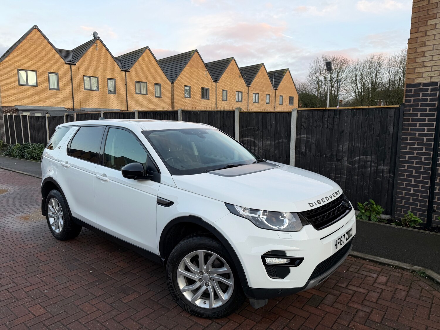 Used Land Rover Discovery Sport 2017 for sale - 77533431: Photo 14