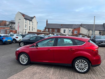 Used Ford Focus 2017 for sale - 79154496: Photo