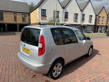 Used Skoda Roomster 2015 for sale - 76316358: Photo