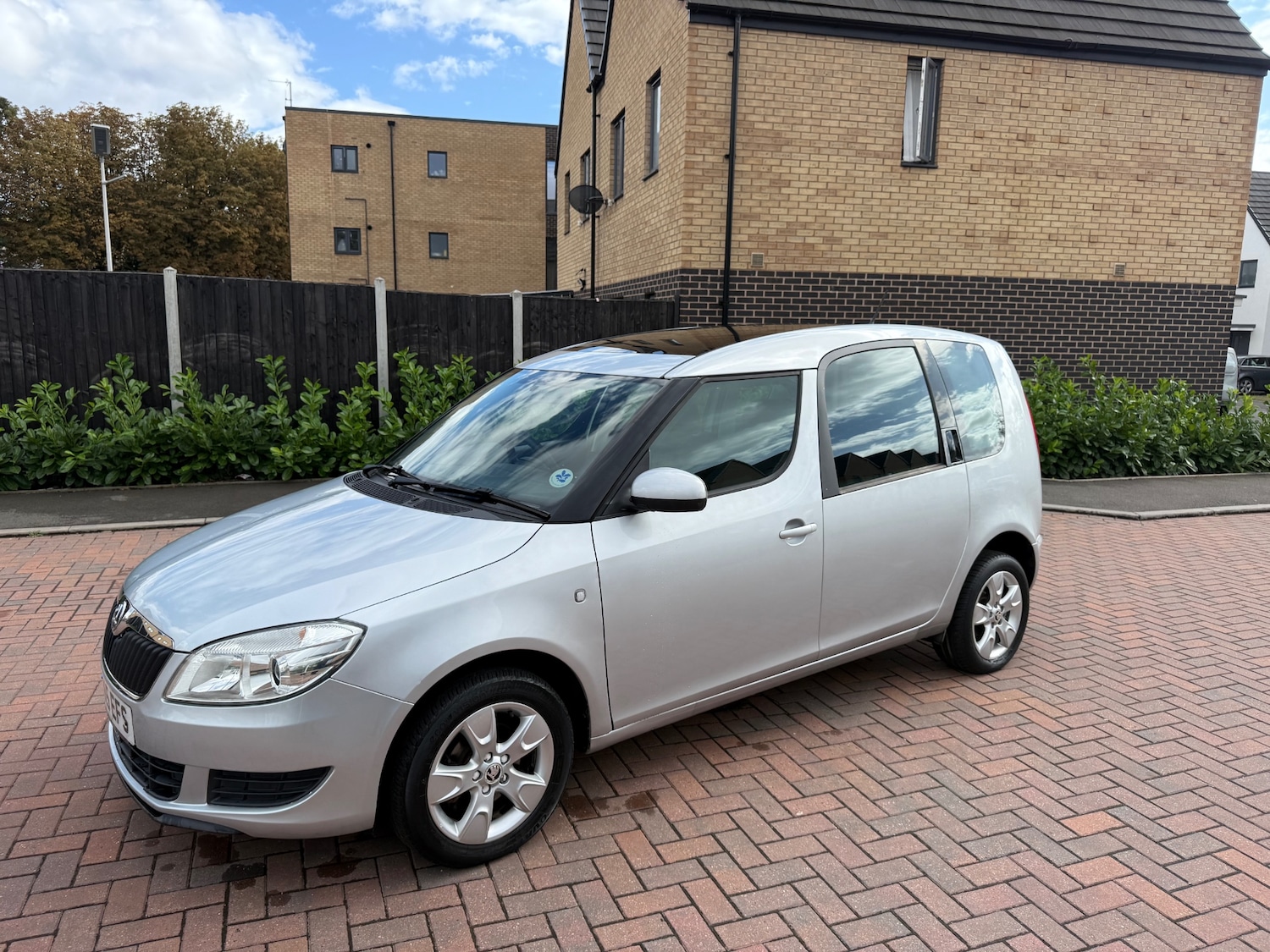 Used Skoda Roomster 2015 for sale - 76316358: Photo 7