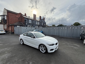 Used BMW 2 Series 2015 for sale - 75530300: Photo