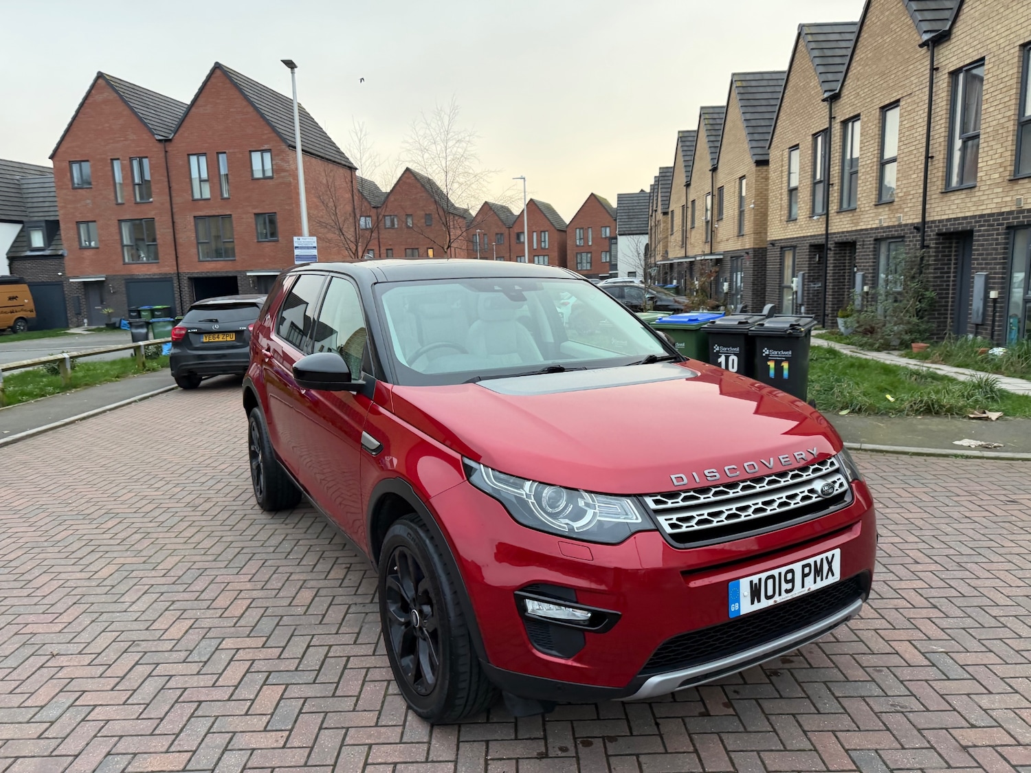 Used Land Rover Discovery Sport 2019 for sale - 77807586: Photo 2