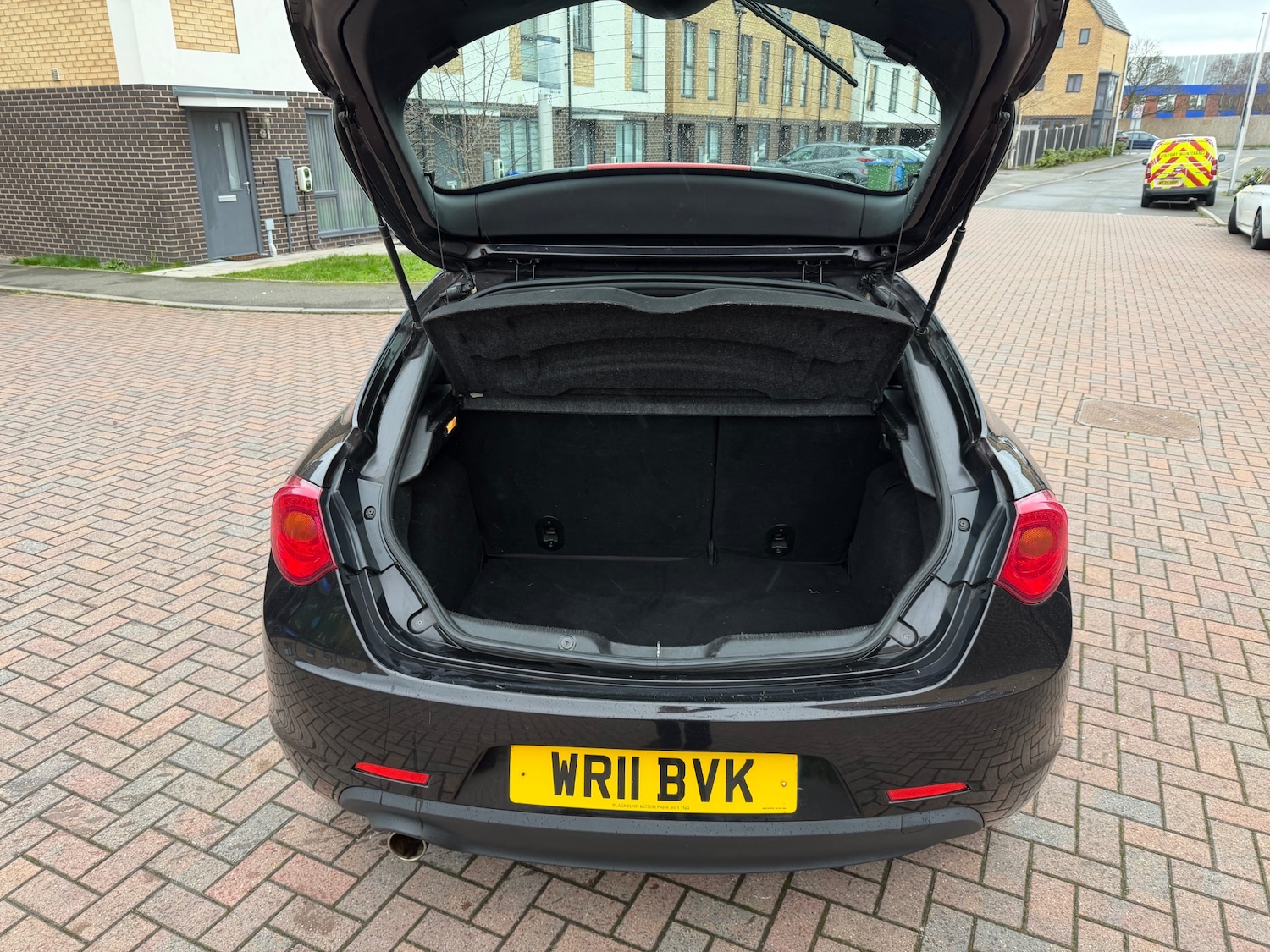 Used Alfa Romeo Giulietta 2011 for sale - 77635286: Photo 15