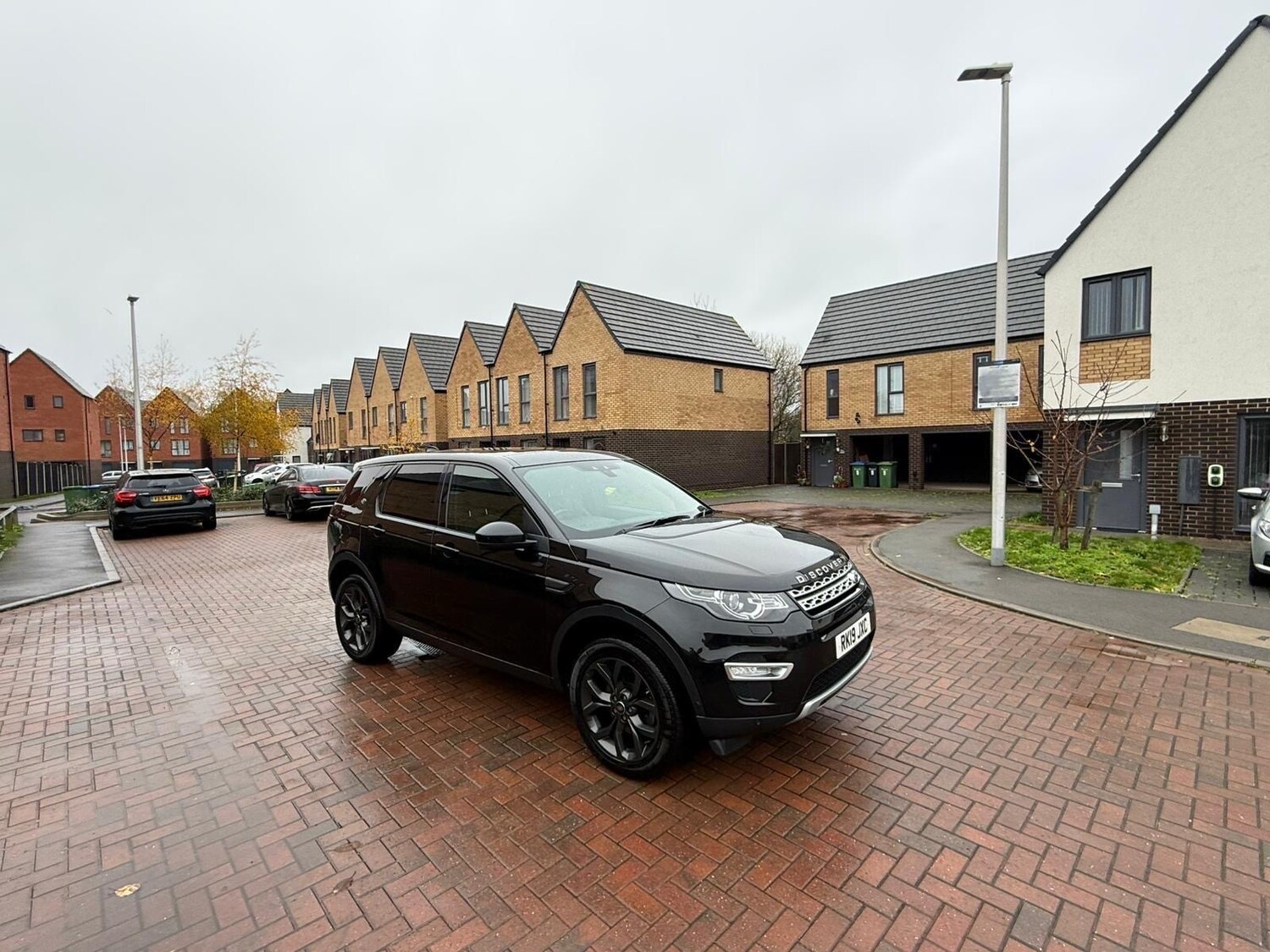 Used Land Rover Discovery Sport 2019 for sale - 78005607: Photo 11