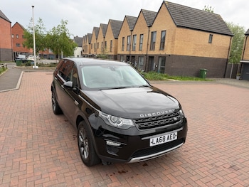 Used Land Rover Discovery Sport 2019 for sale - 78473233: Photo