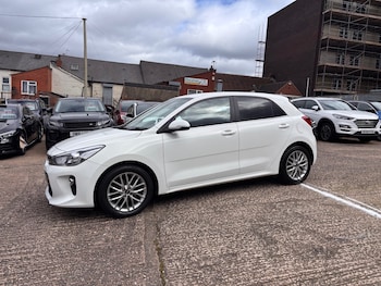 Used Kia Rio 2019 for sale - 79114736: Photo