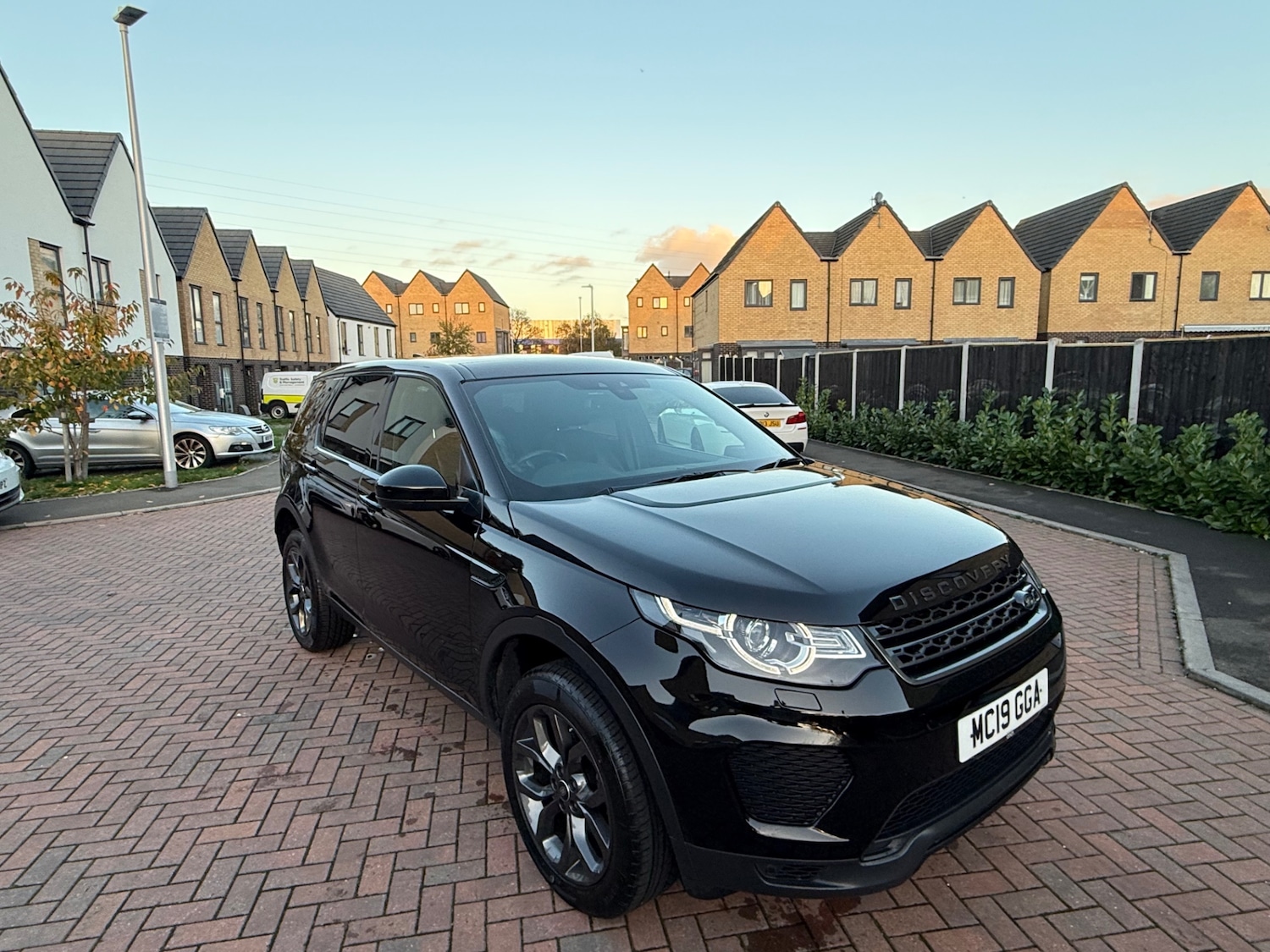 Used Land Rover Discovery Sport 2019 for sale - 76519660: Photo 8