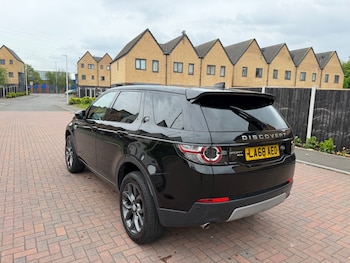 Used Land Rover Discovery Sport 2019 for sale - 78674486: Photo