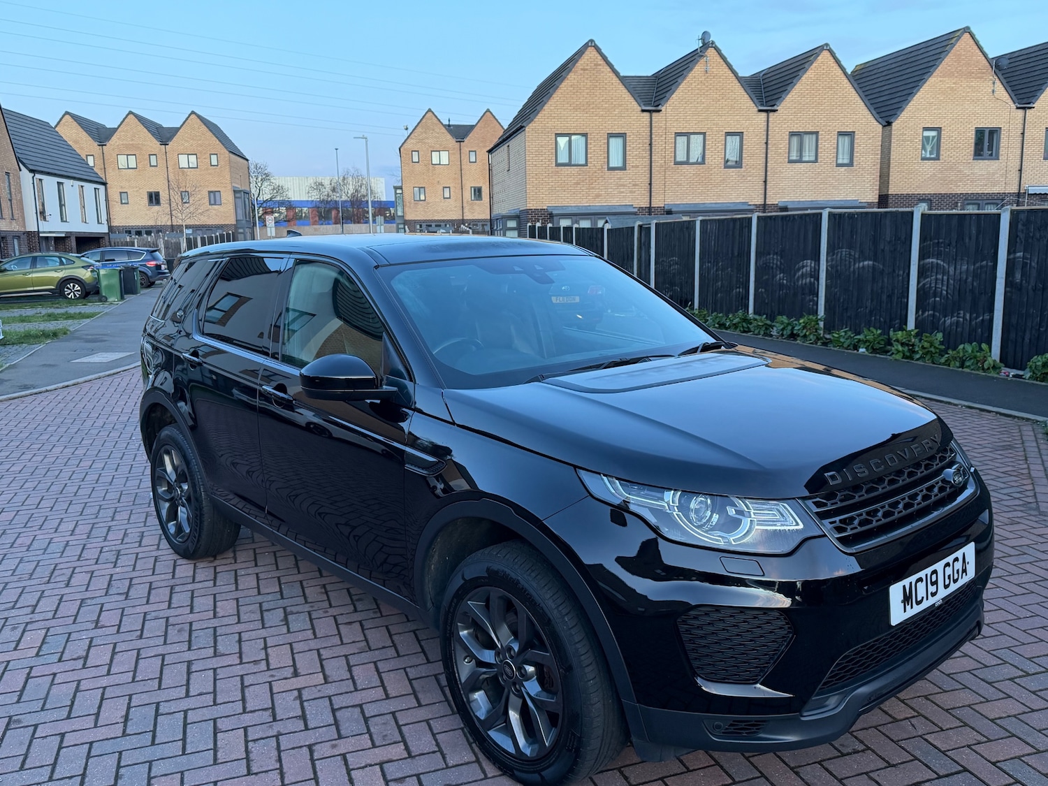 Used Land Rover Discovery Sport 2019 for sale - 77354979: Photo 19