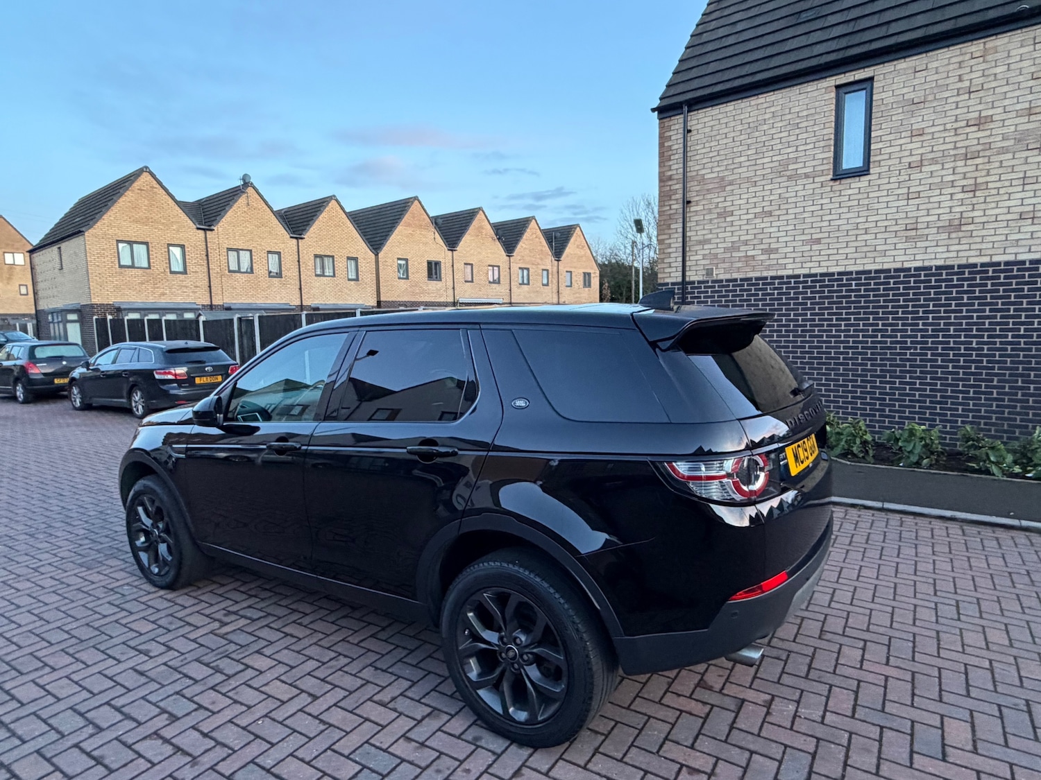Used Land Rover Discovery Sport 2019 for sale - 77354979: Photo 6