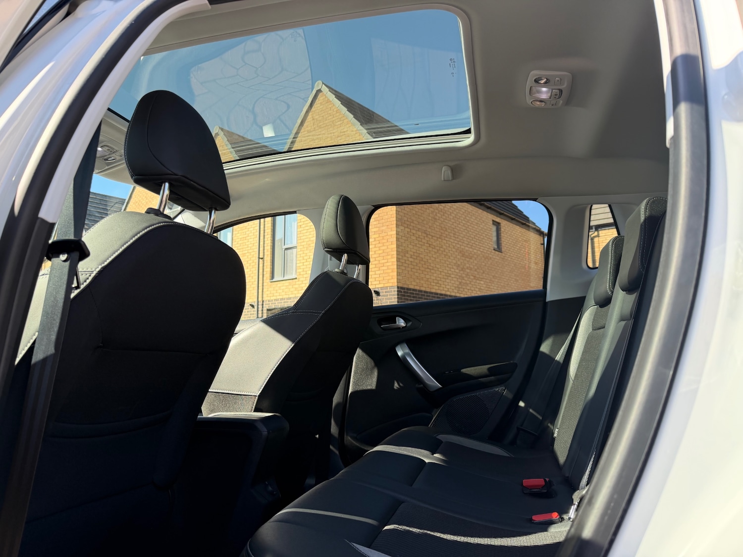 Used Peugeot 2008 2019 for sale - 77940939: Photo 6