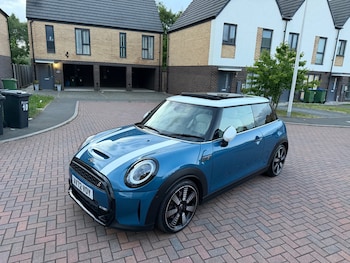 Used MINI Hatch 2023 for sale - 78586800: Photo