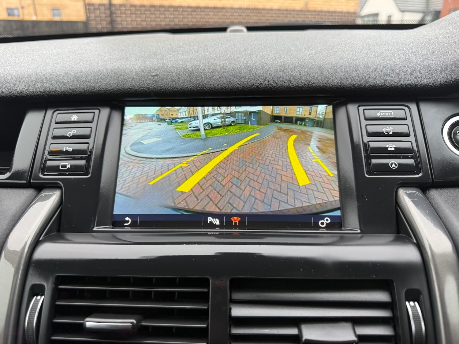 Used Land Rover Discovery Sport 2019 for sale - 77015014: Photo 11