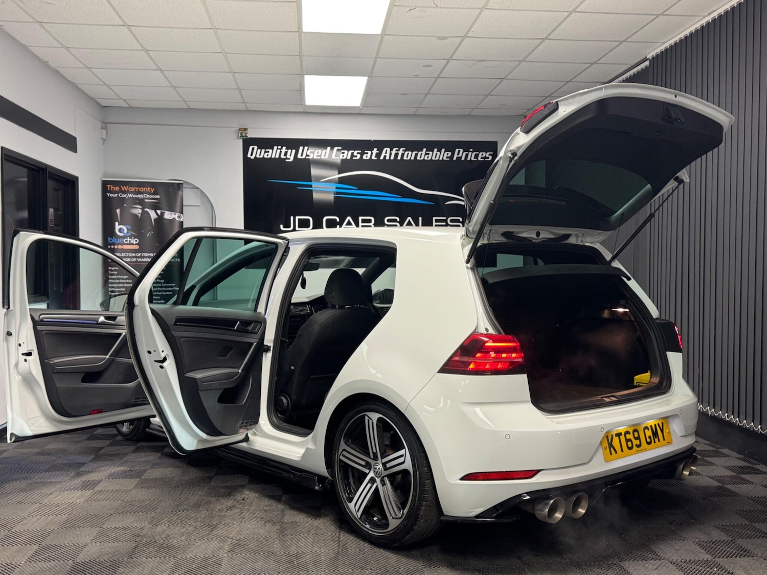 Used Volkswagen Golf 2019 for sale - 76728870: Photo 12