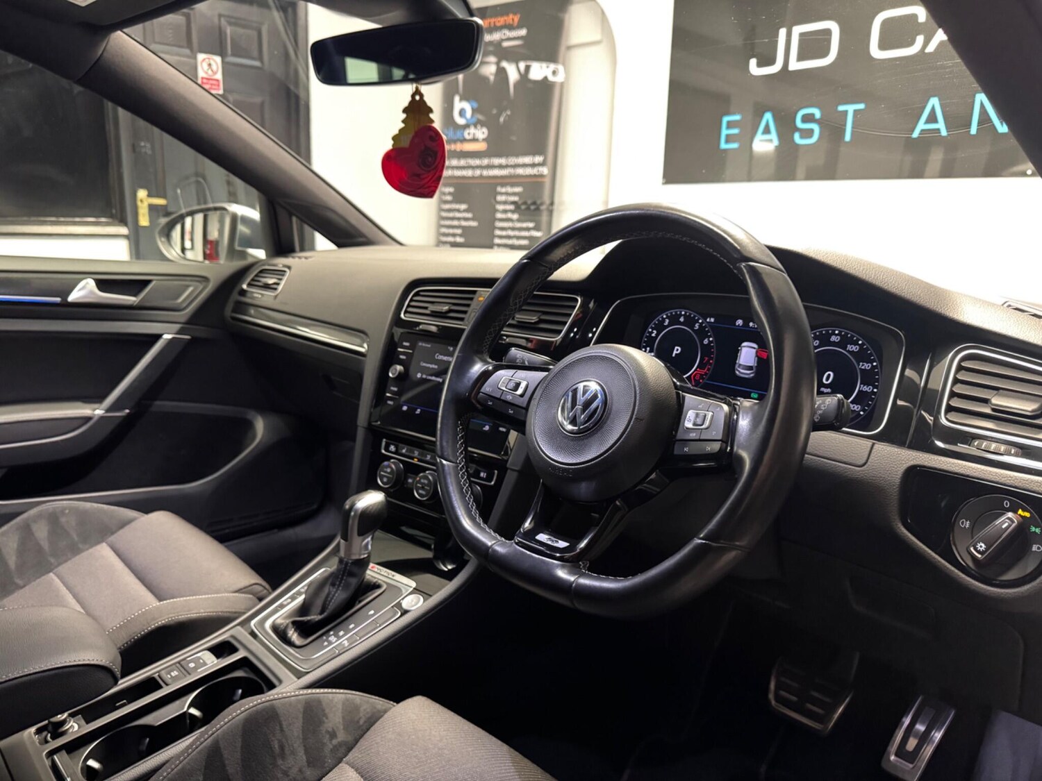 Used Volkswagen Golf 2019 for sale - 76728870: Photo 26