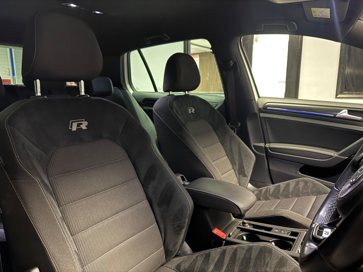 Used Volkswagen Golf 2019 for sale - 76728870: Photo 28