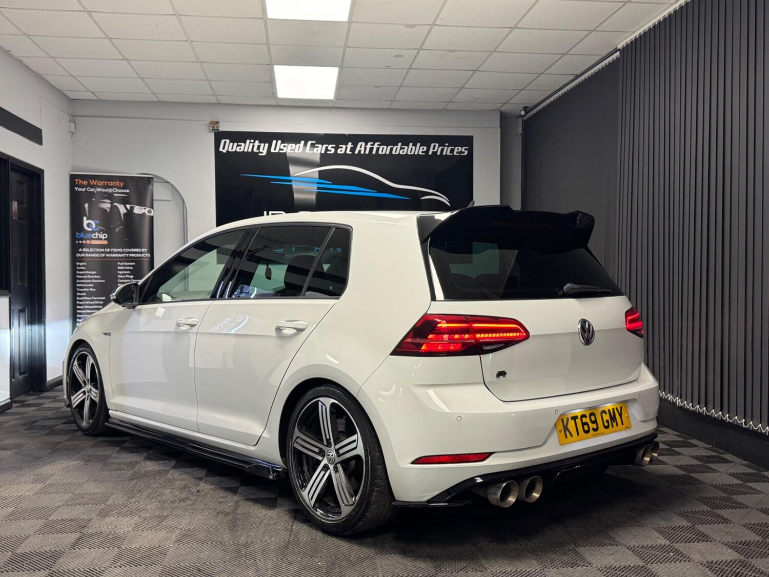 Used Volkswagen Golf 2019 for sale - 76728870: Photo 3