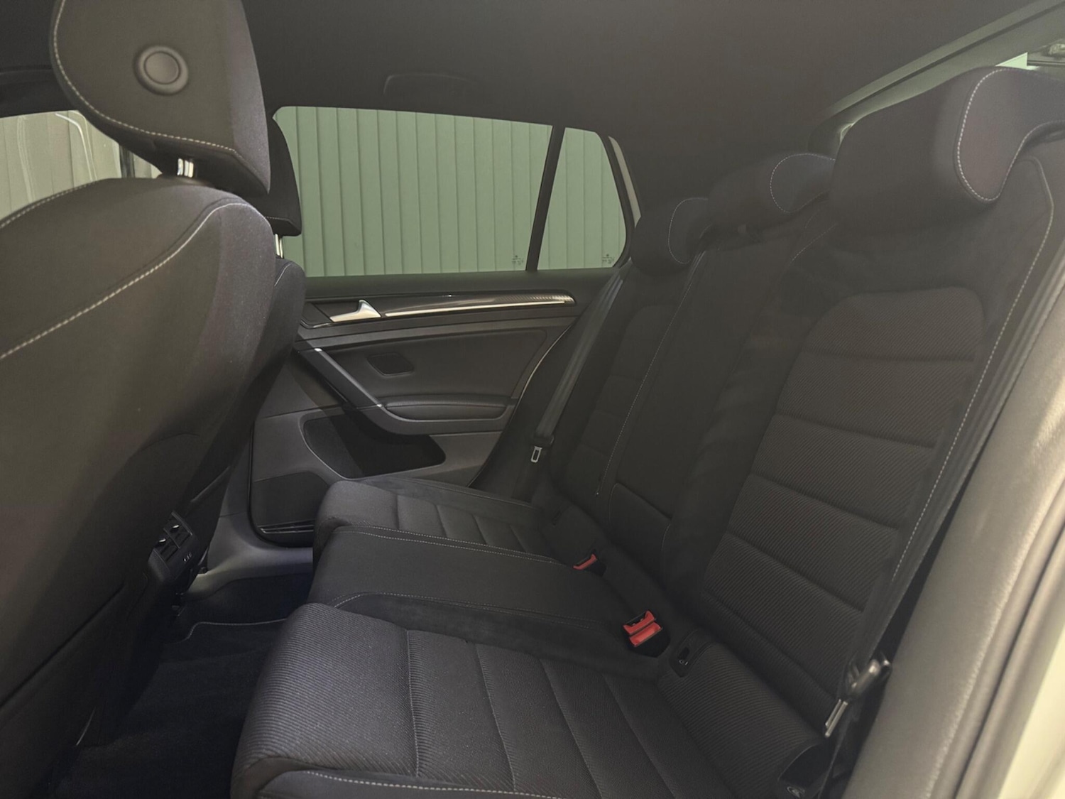 Used Volkswagen Golf 2019 for sale - 76728870: Photo 32