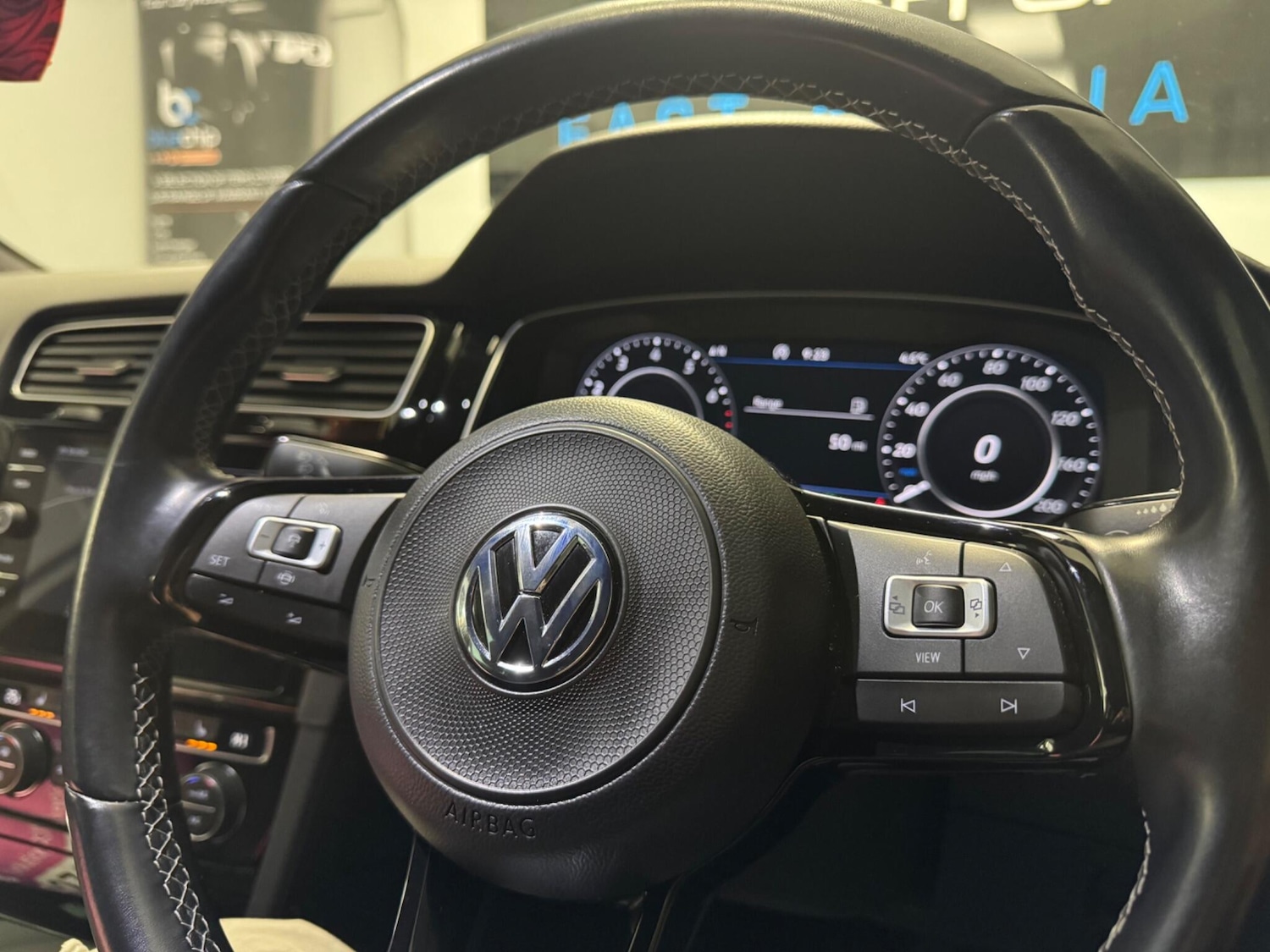 Used Volkswagen Golf 2019 for sale - 76728870: Photo 44