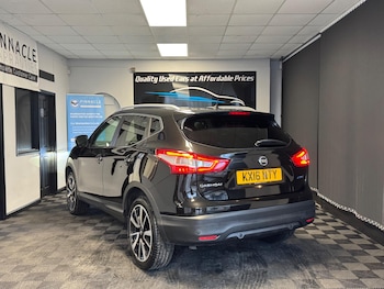 Used Nissan Qashqai 2016 for sale - 77624863: Photo