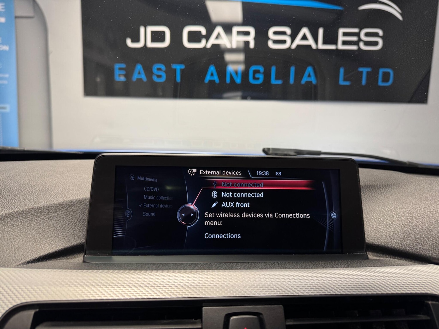 Used BMW 3 Series 2014 for sale - 77267289: Photo 32