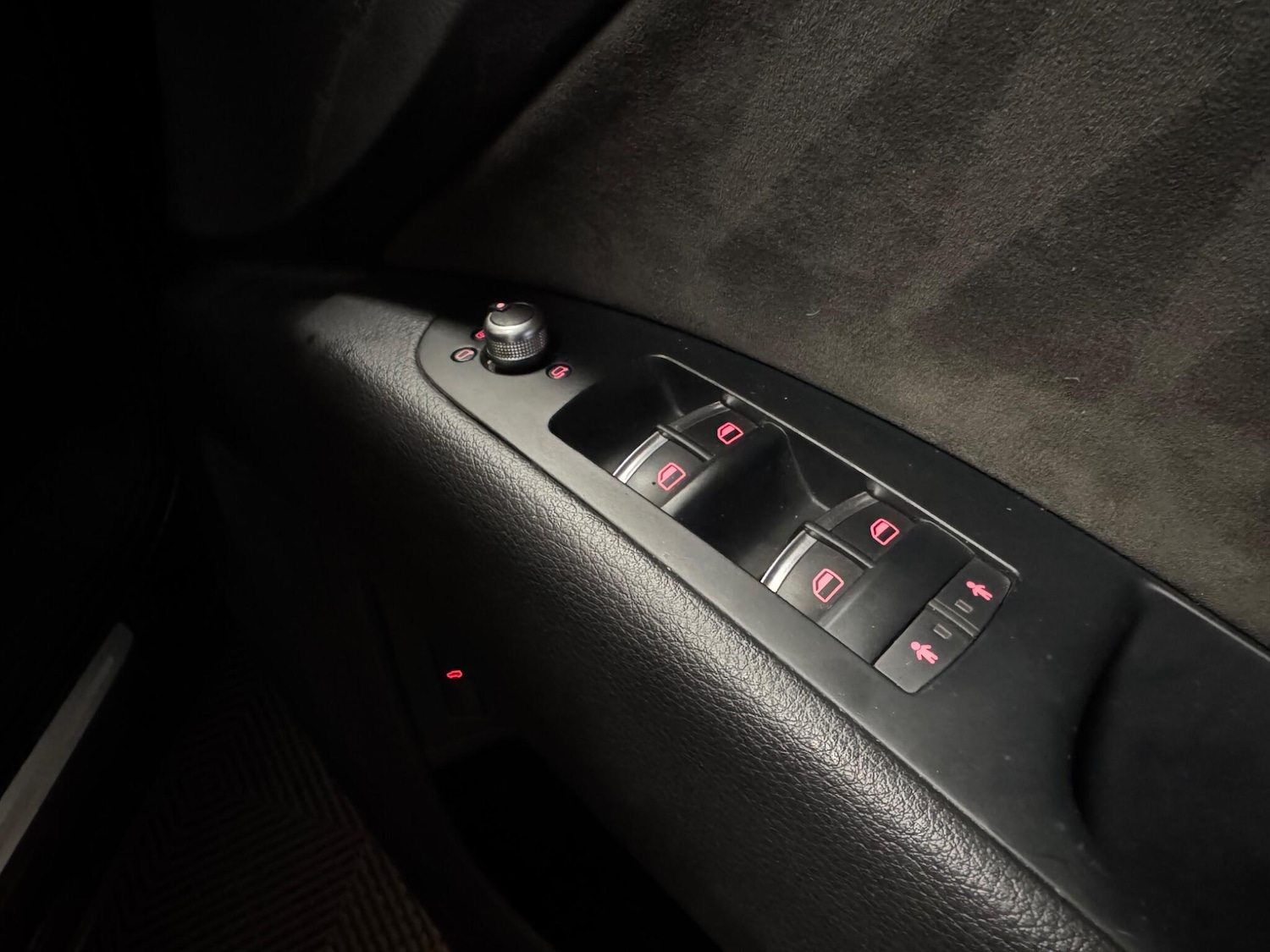 Used Audi Q7 2013 for sale - 76936577: Photo 16