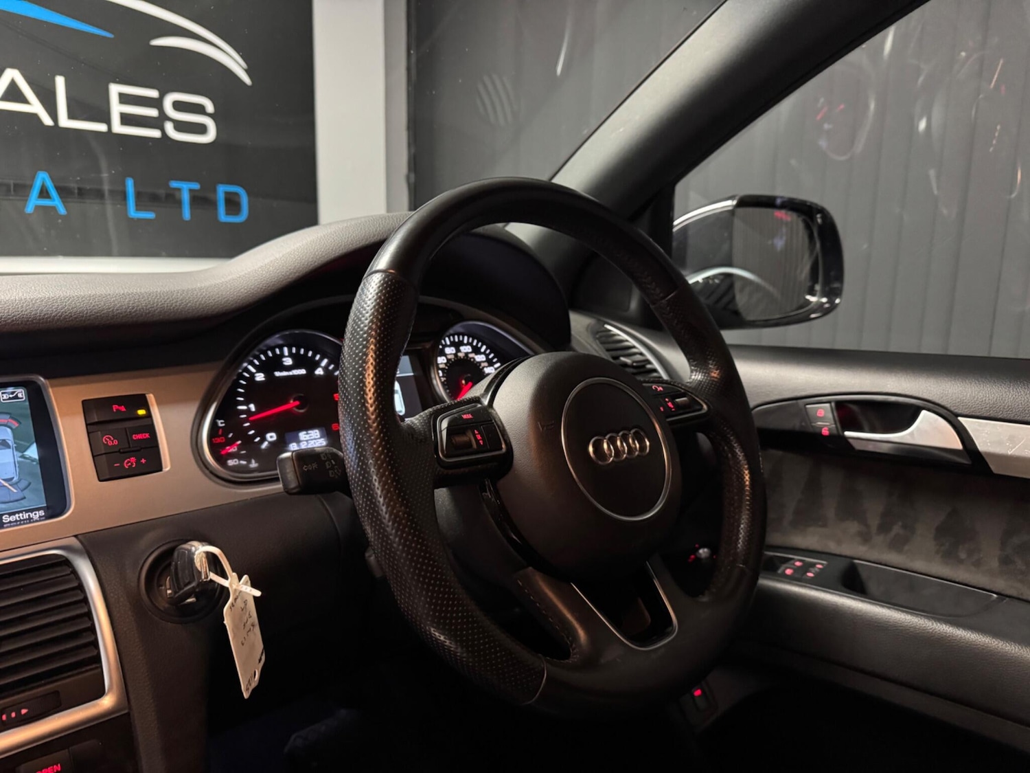 Used Audi Q7 2013 for sale - 76936577: Photo 23