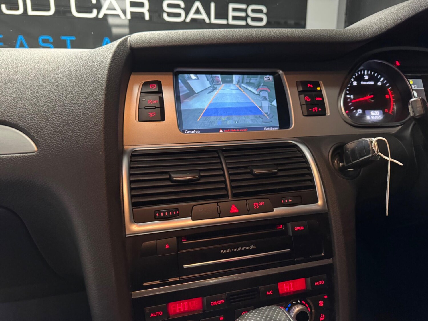 Used Audi Q7 2013 for sale - 76936577: Photo 30