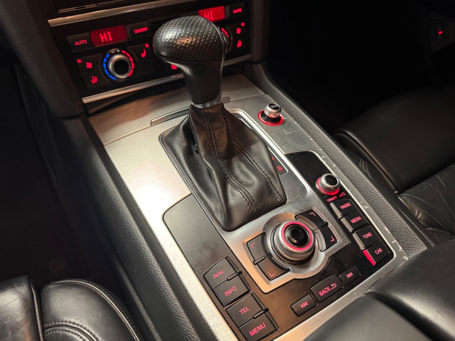 Used Audi Q7 2013 for sale - 76936577: Photo 31