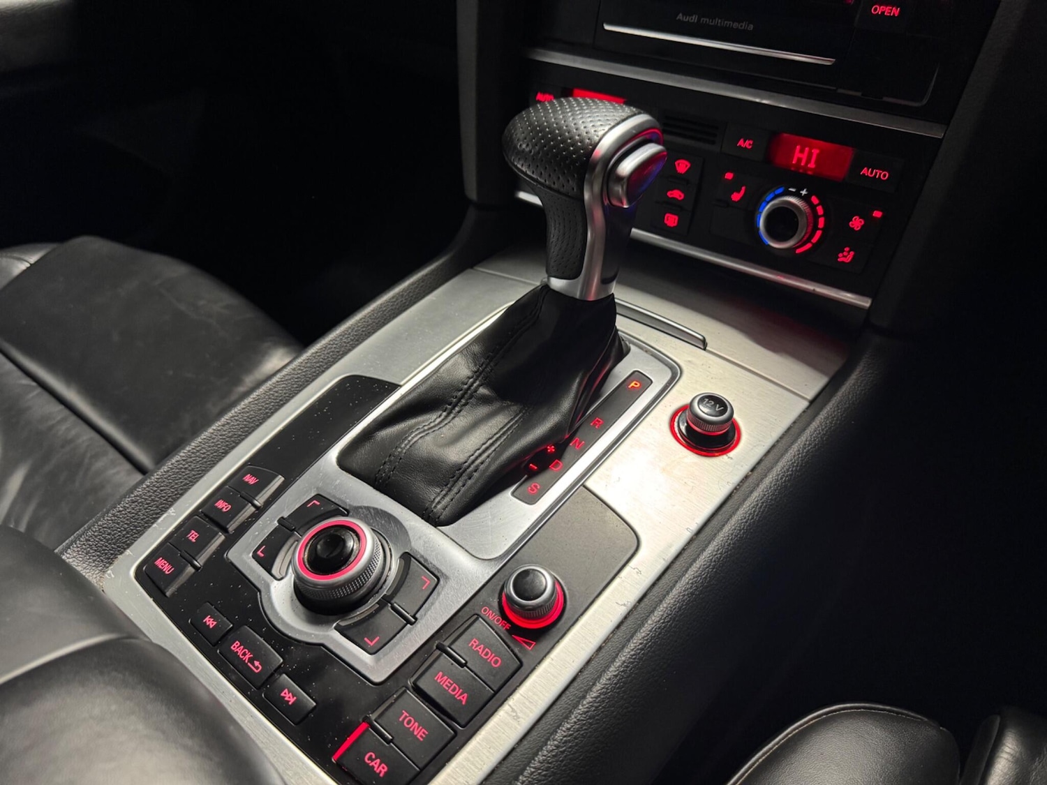 Used Audi Q7 2013 for sale - 76936577: Photo 32