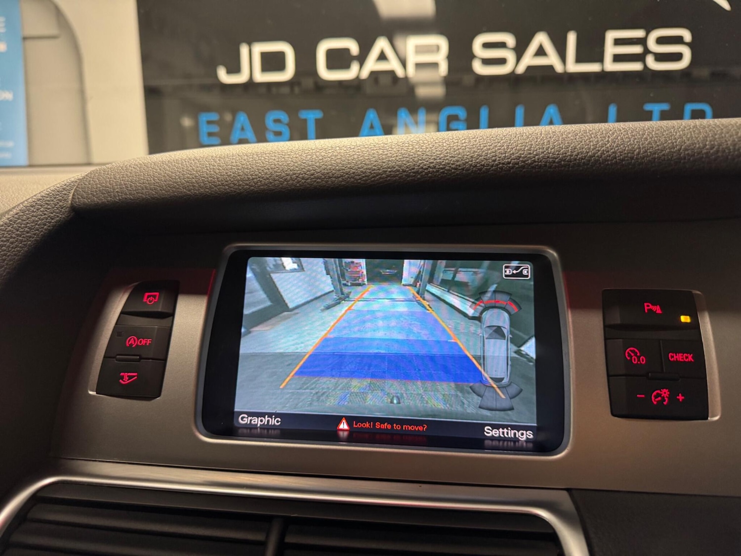 Used Audi Q7 2013 for sale - 76936577: Photo 33