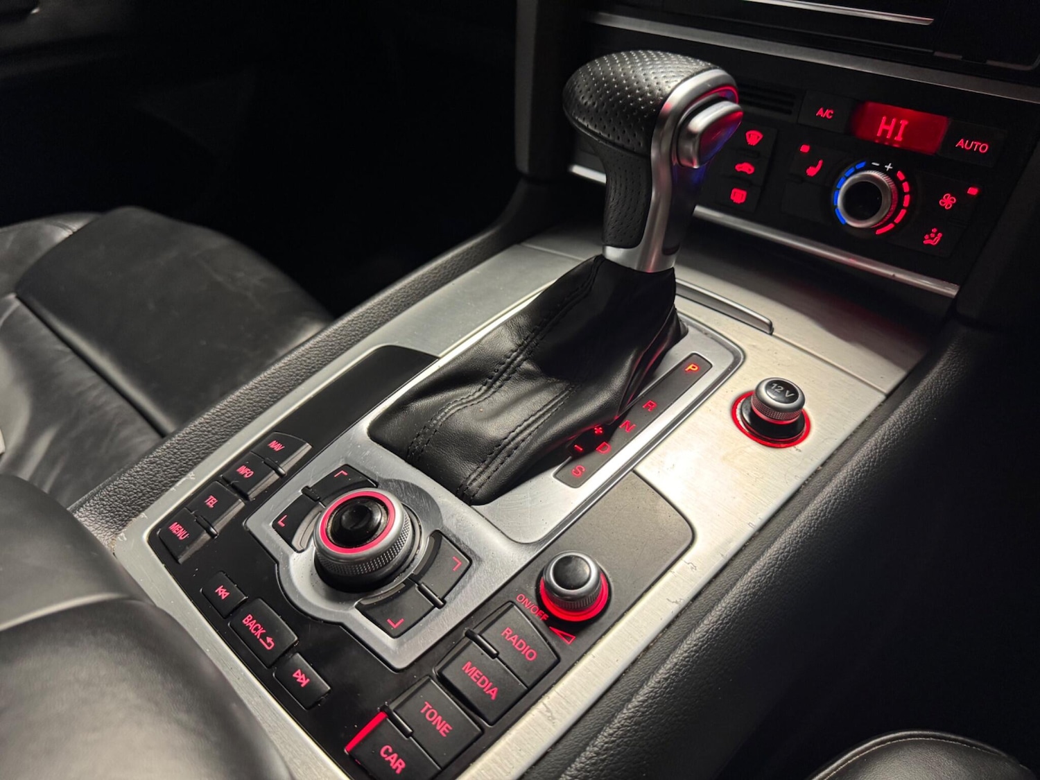 Used Audi Q7 2013 for sale - 76936577: Photo 35