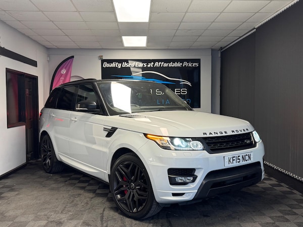 Used Land Rover Range Rover Sport 2015 for sale - 76238911: Photo 1