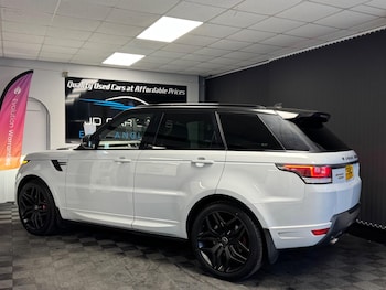 Used Land Rover Range Rover Sport 2015 for sale - 76238911: Photo 3