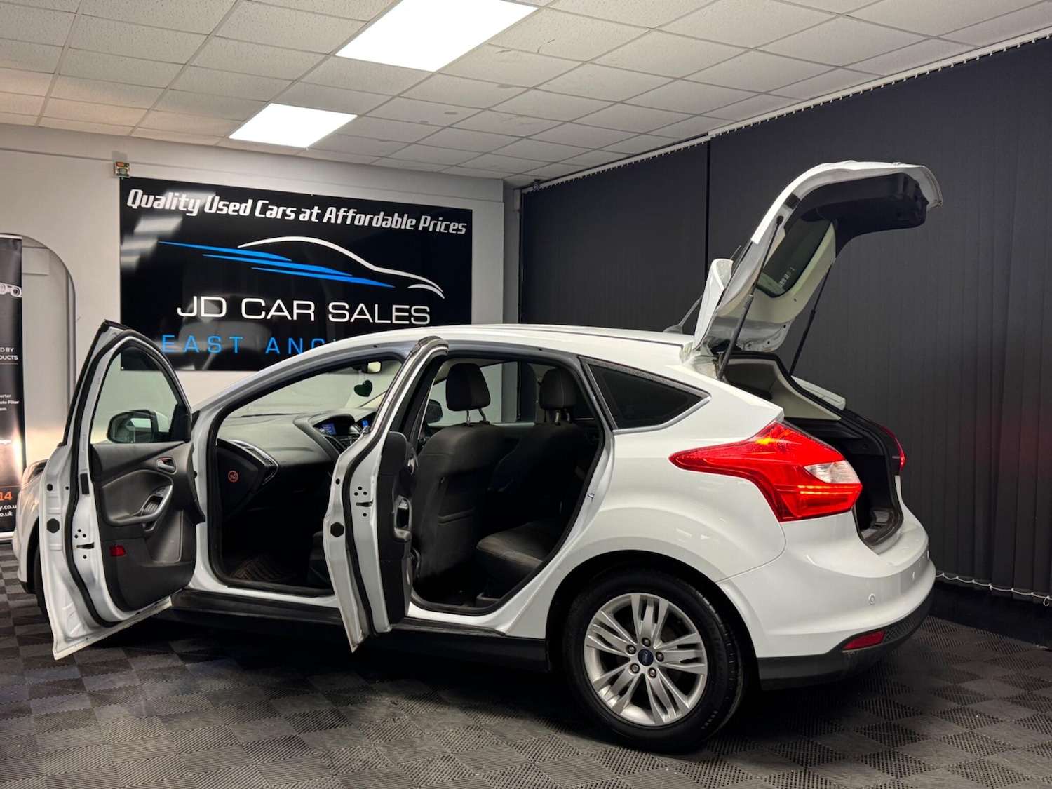 Used Ford Focus for sale - 76727430: Photo 10