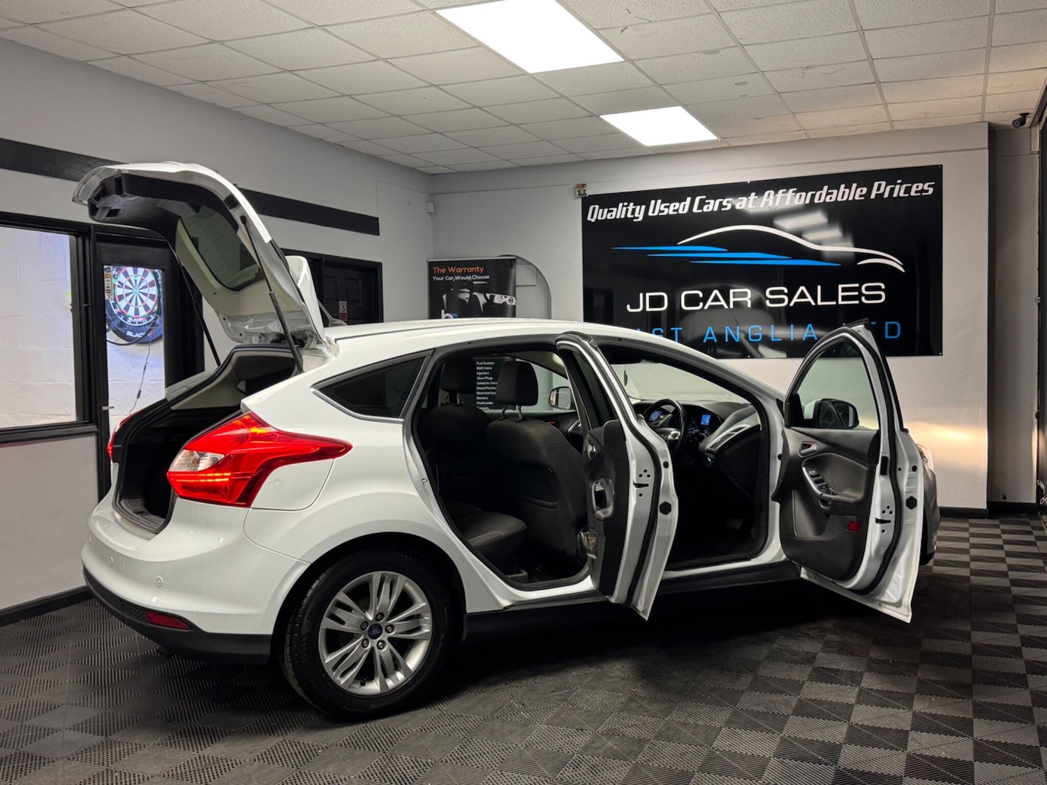 Used Ford Focus for sale - 76727430: Photo 16